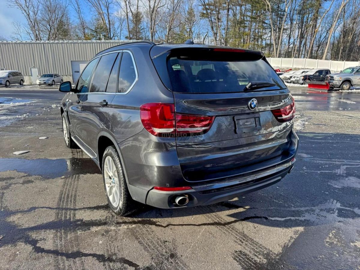BMW X5 2016 — photo 2