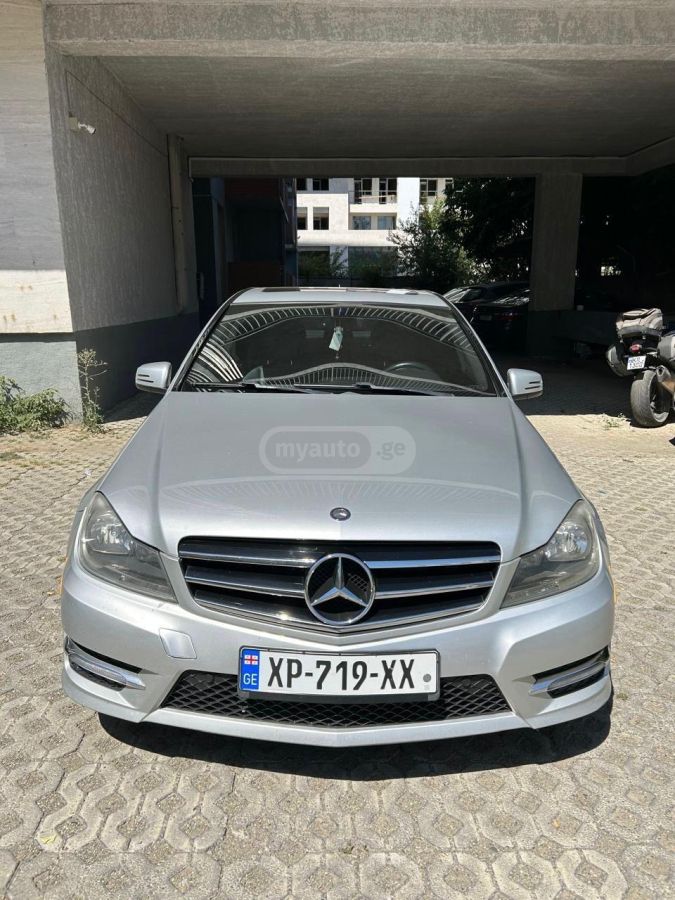 Mercedes-Benz C 250