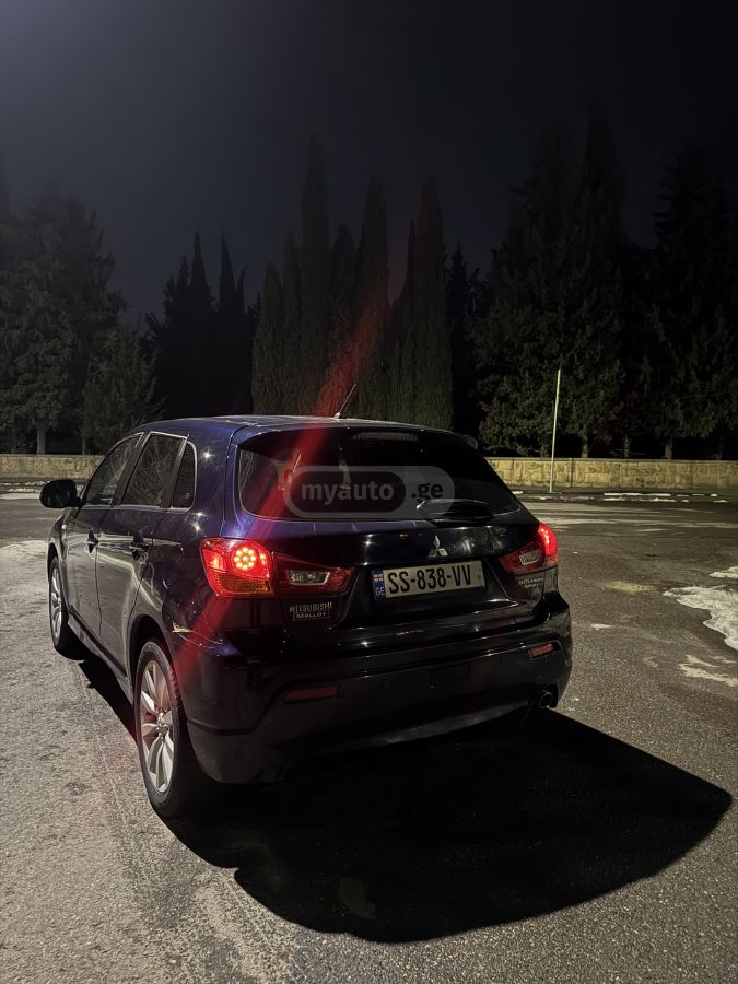 Mitsubishi Outlander Sport 2011 — photo 2