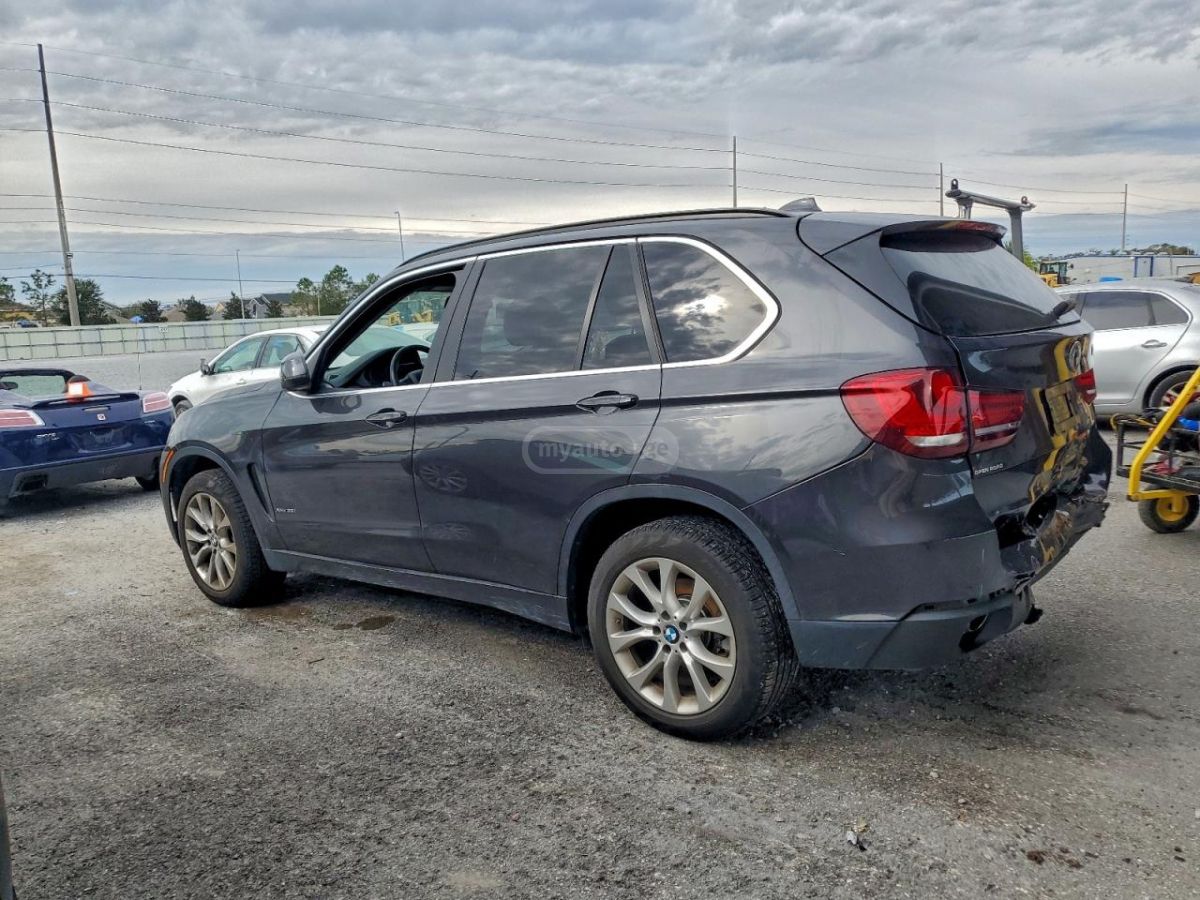 BMW X5 2016 — photo 2
