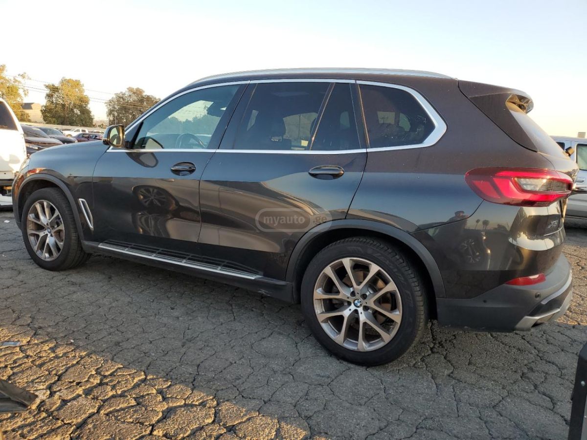 BMW X5 2023 — photo 2