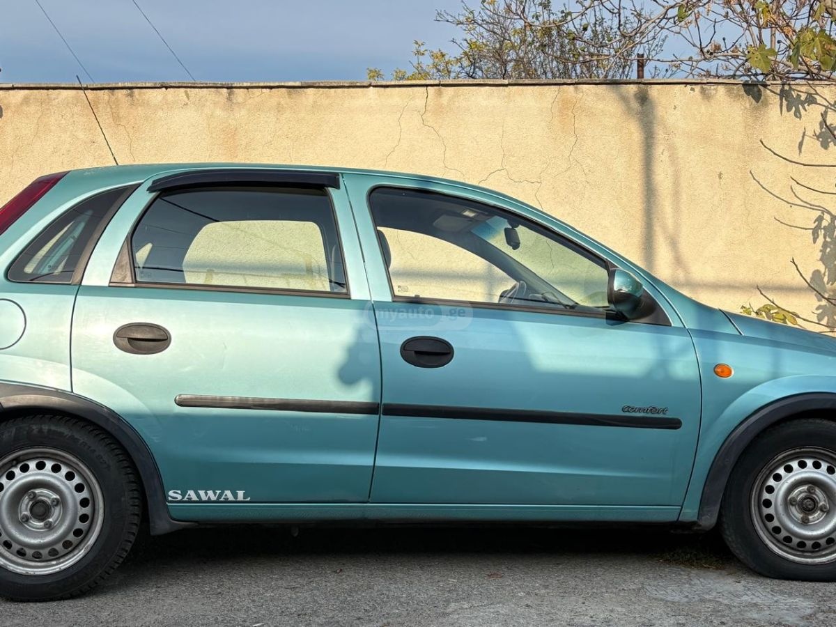 Opel Corsa 2002 — photo 2