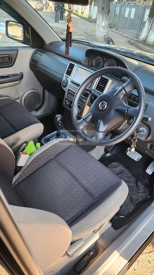 Nissan Xterra 2006 — photo 2