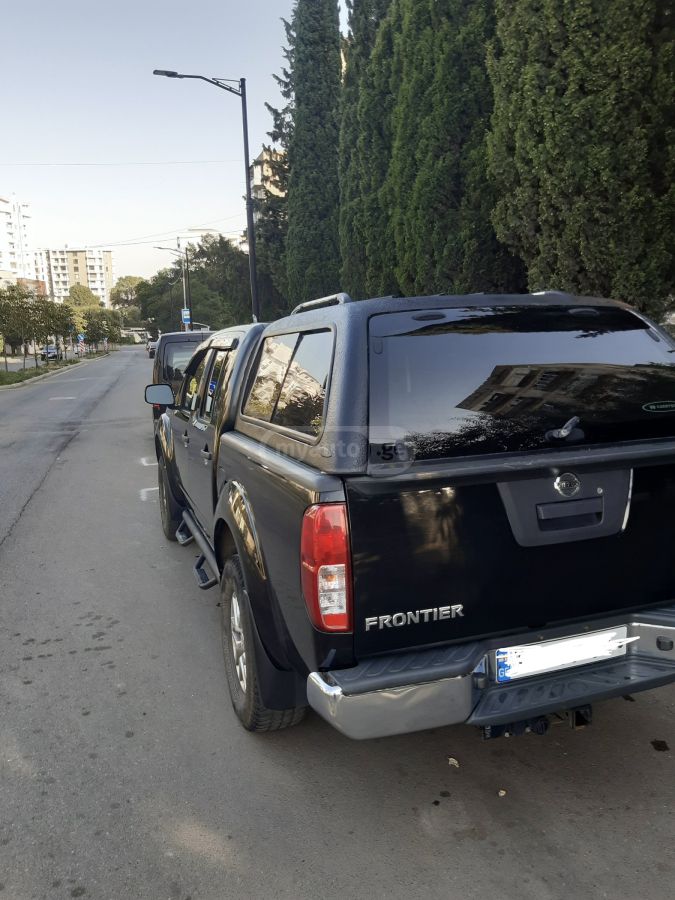 Nissan Frontier 2019 — photo 2