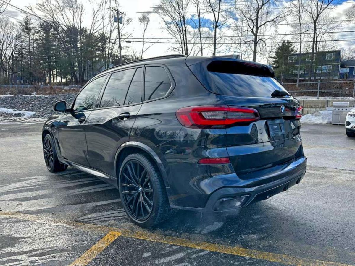 BMW X5 2021 — photo 2