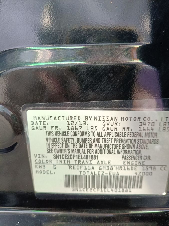 Nissan Versa 2013 — photo 2
