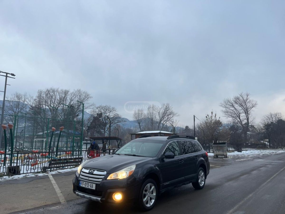 Subaru Outback 2012 — photo 2