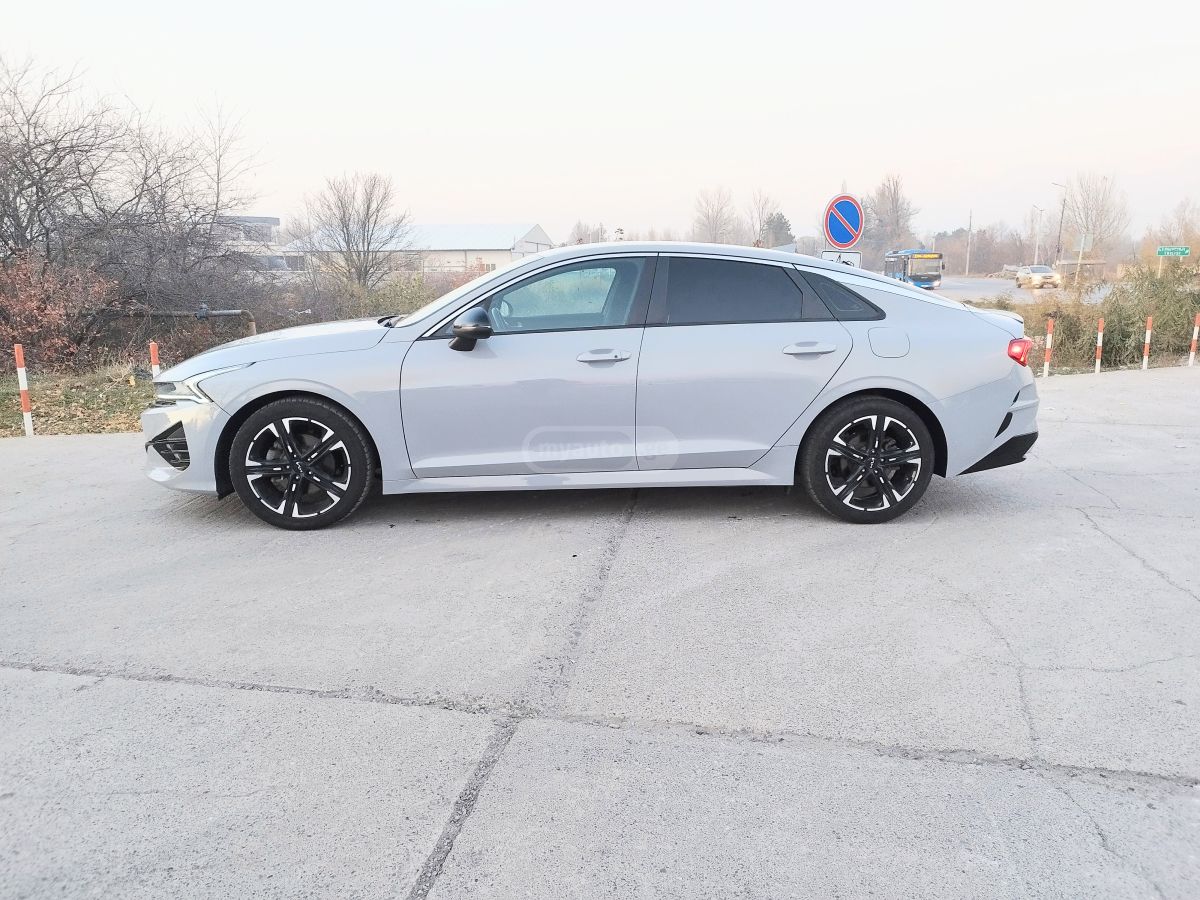 Kia K5 2022 — photo 2