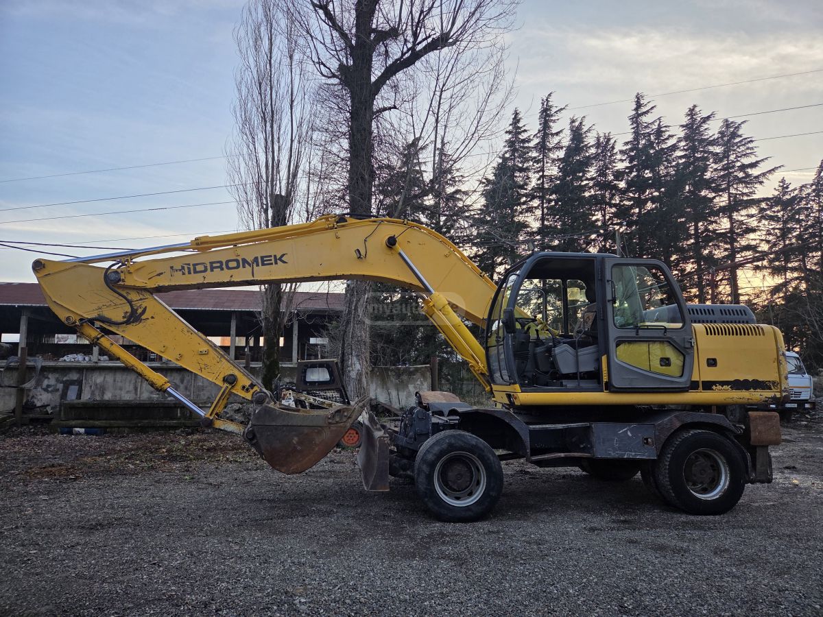 Hyundai 210 LC-7 2008 — photo 2