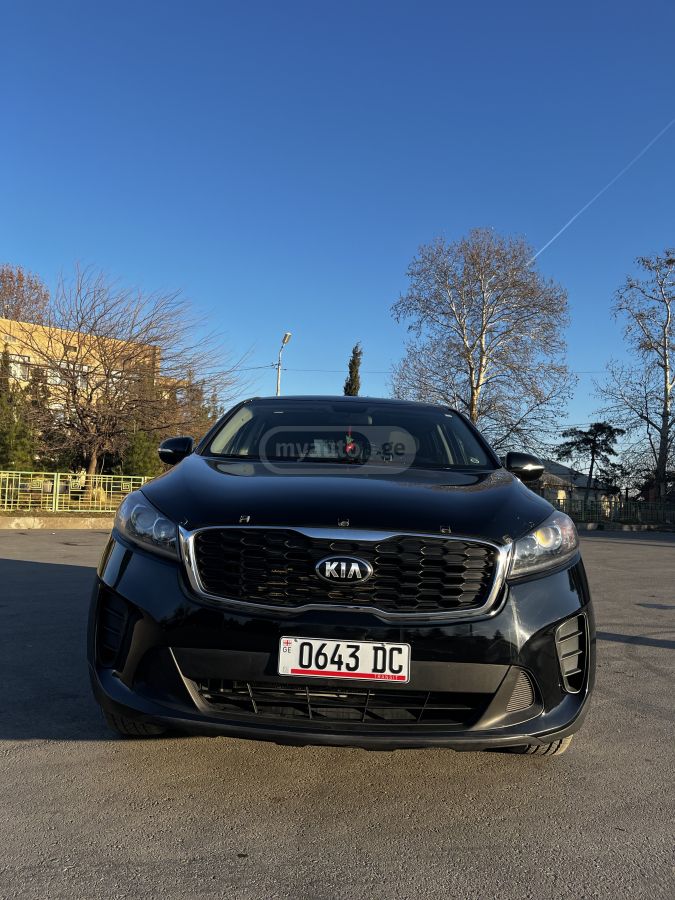 Kia Sorento 2019 — photo 2