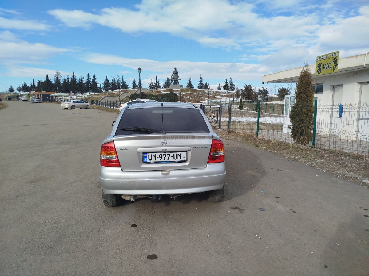 Opel Astra 1999 — photo 2