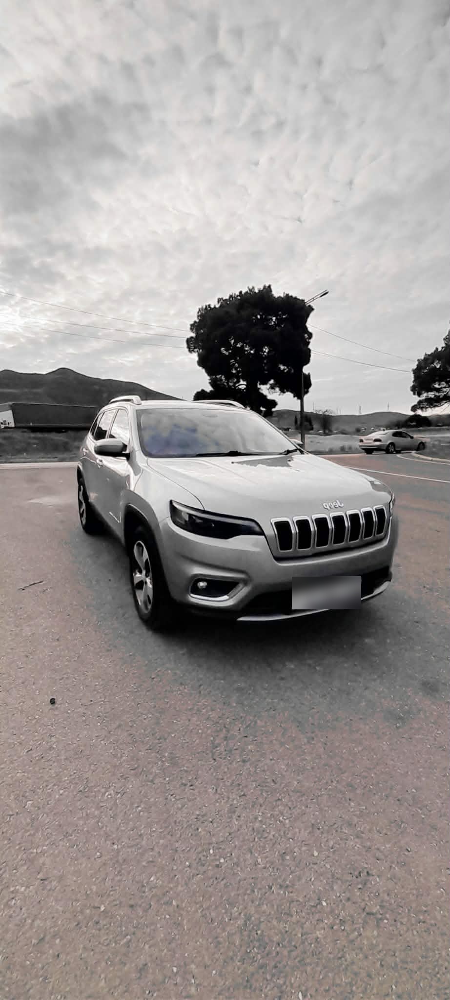 Jeep Cherokee 2019 — photo 2