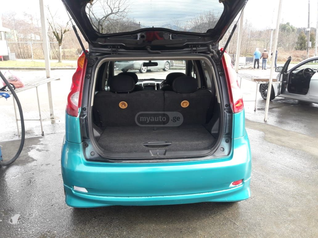 Nissan Note 2005 — photo 2