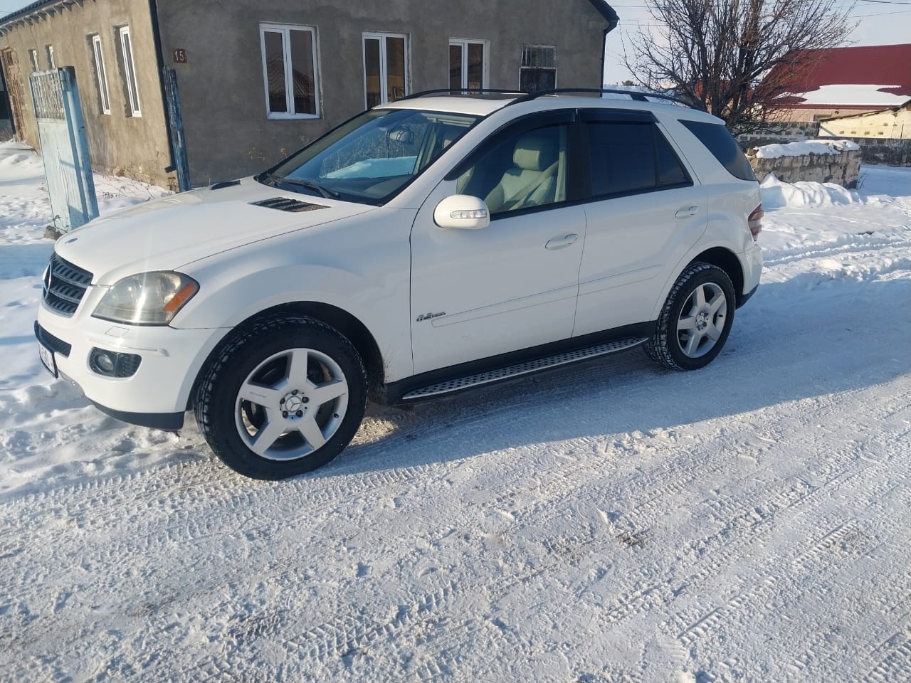 Mercedes-Benz ML 350