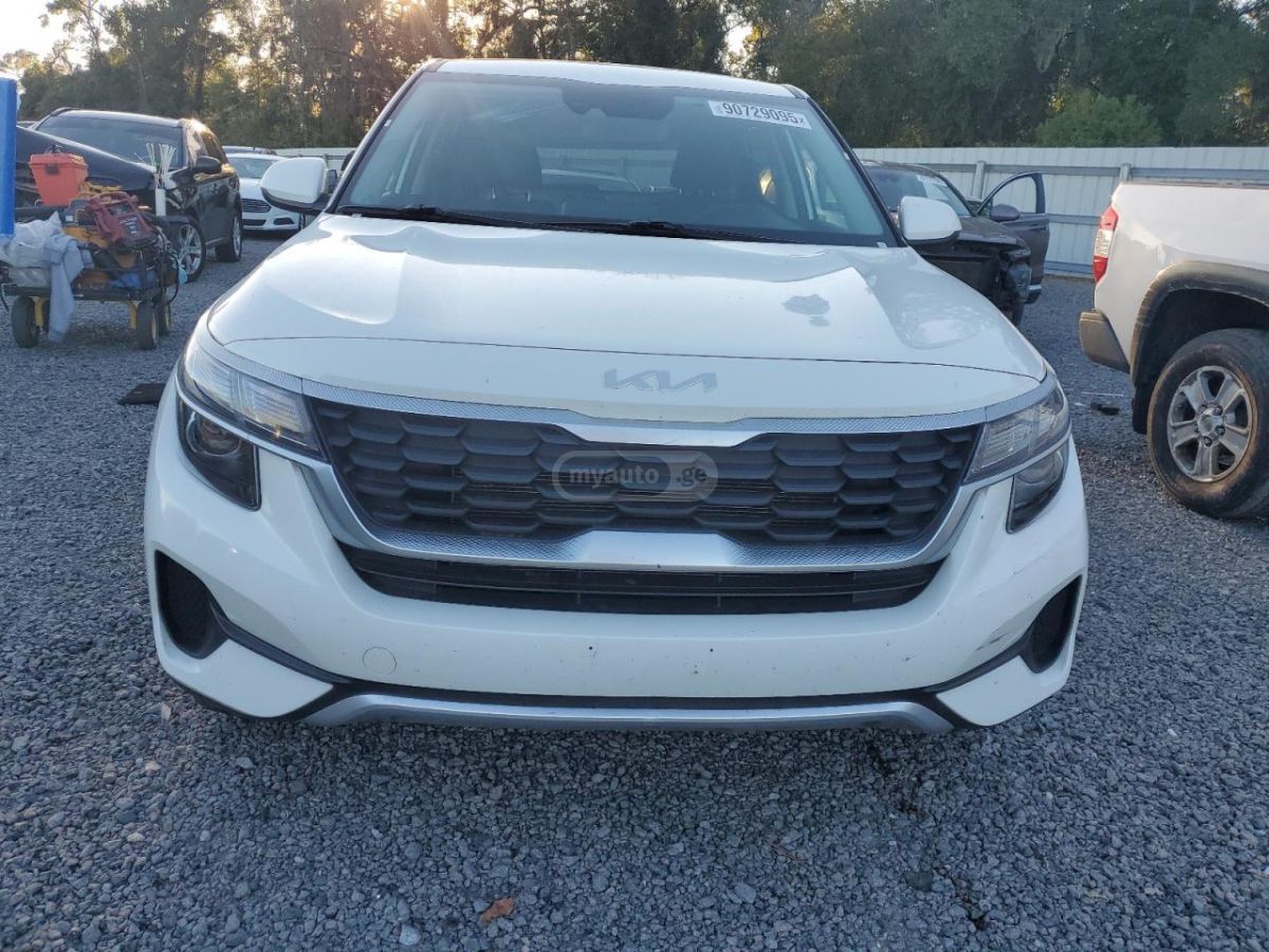 Kia Seltos 2023 — photo 2