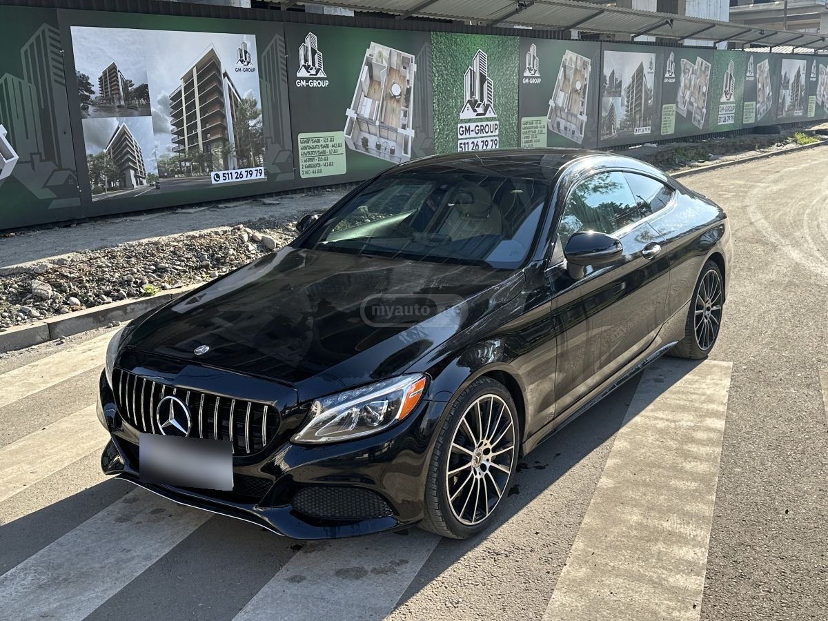 Mercedes-Benz C 300 2018 — photo 2