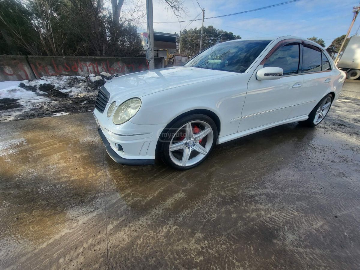 Mercedes-Benz E 500