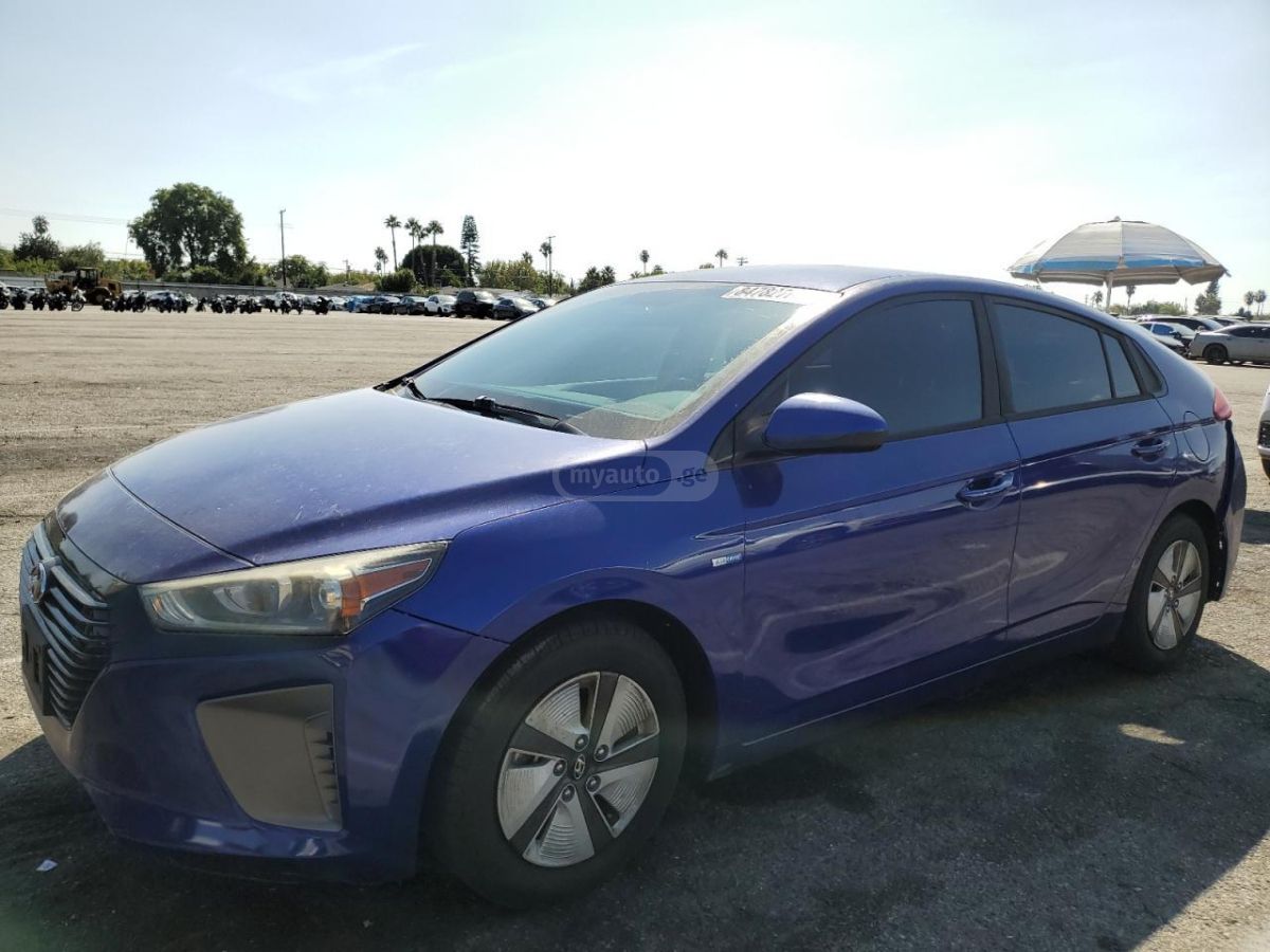 Hyundai Ioniq 2019 — photo 2