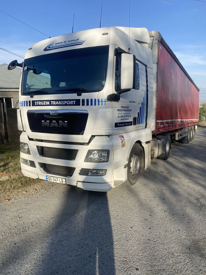 Isuzu TGX 2013 — photo 2