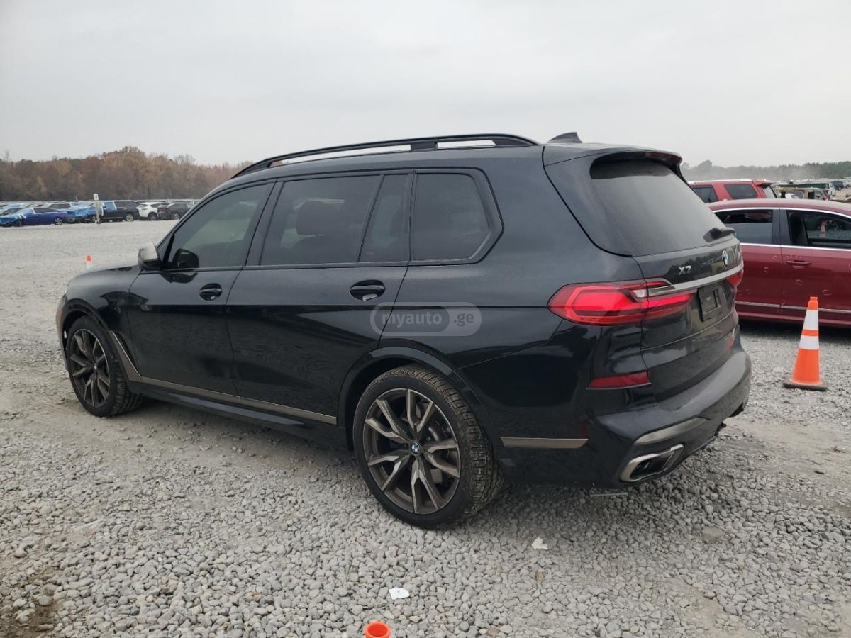 BMW X7 2022 — photo 2