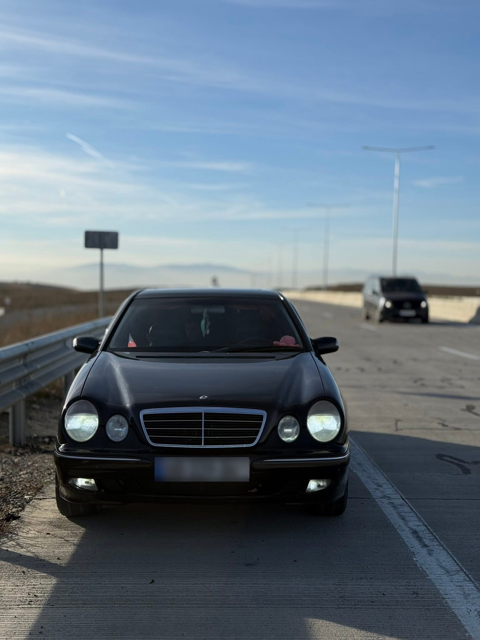 Mercedes-Benz E 320