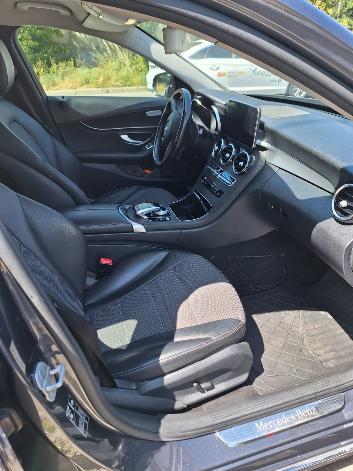 Mercedes-Benz C 250 2014 — photo 2