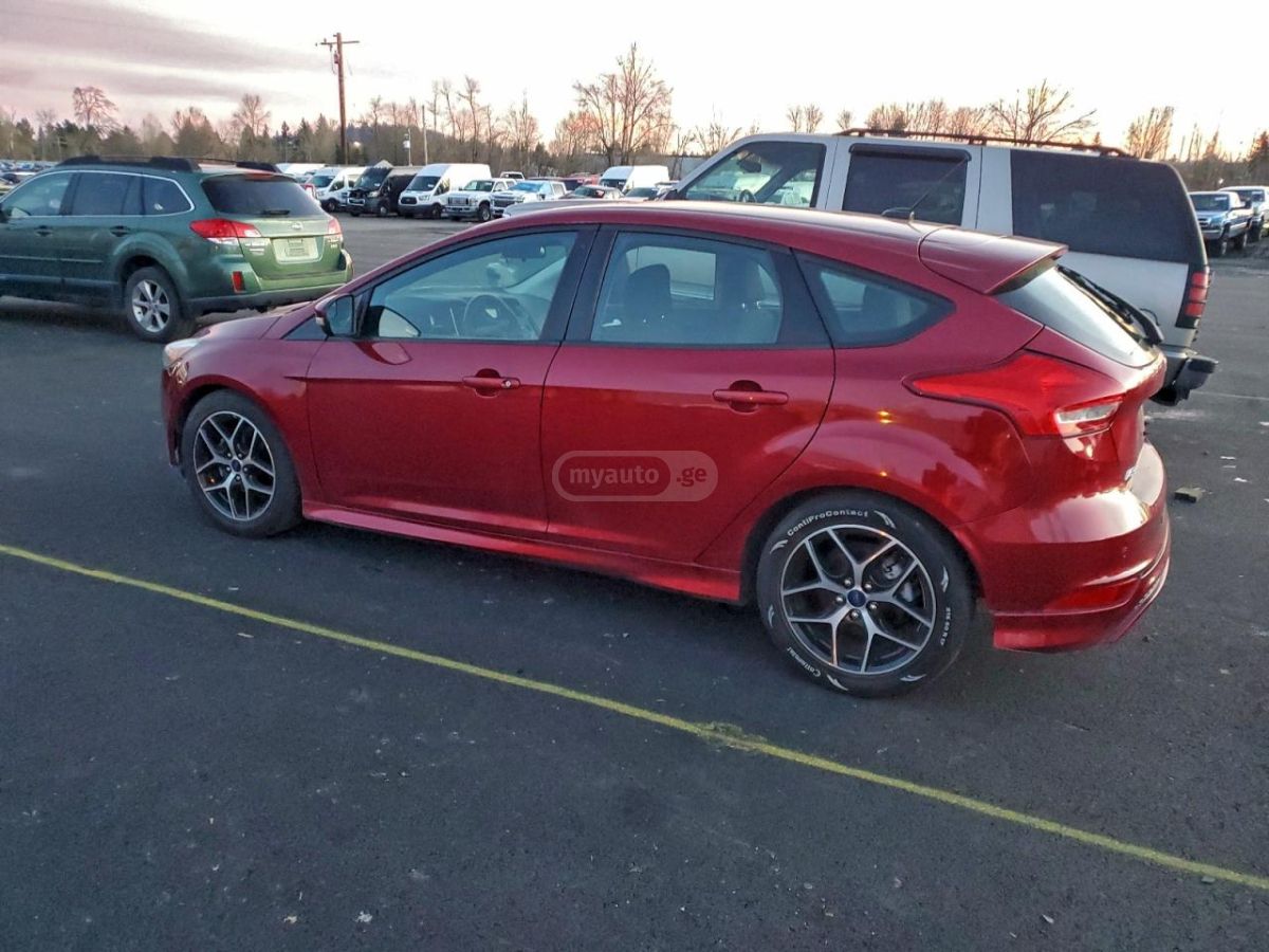 Ford Focus 2016 — photo 2