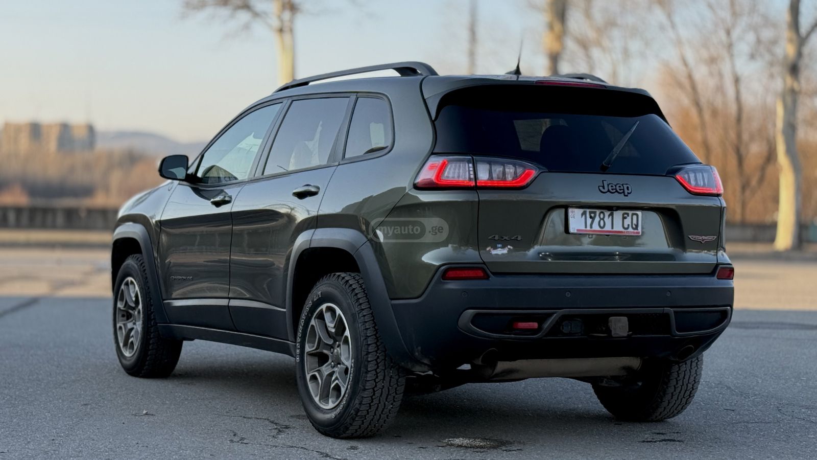 Jeep Cherokee 2019 — photo 2