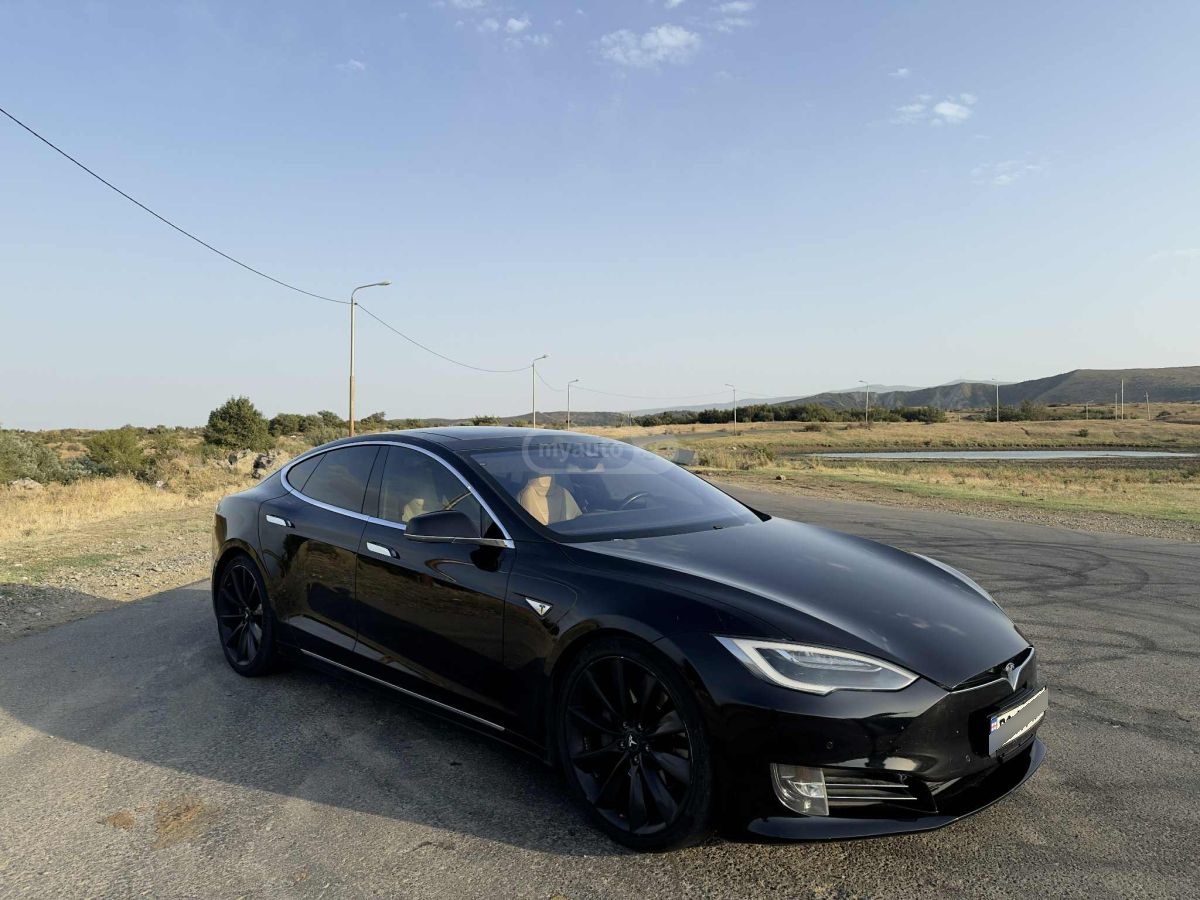 Tesla Model S 2016 — photo 2