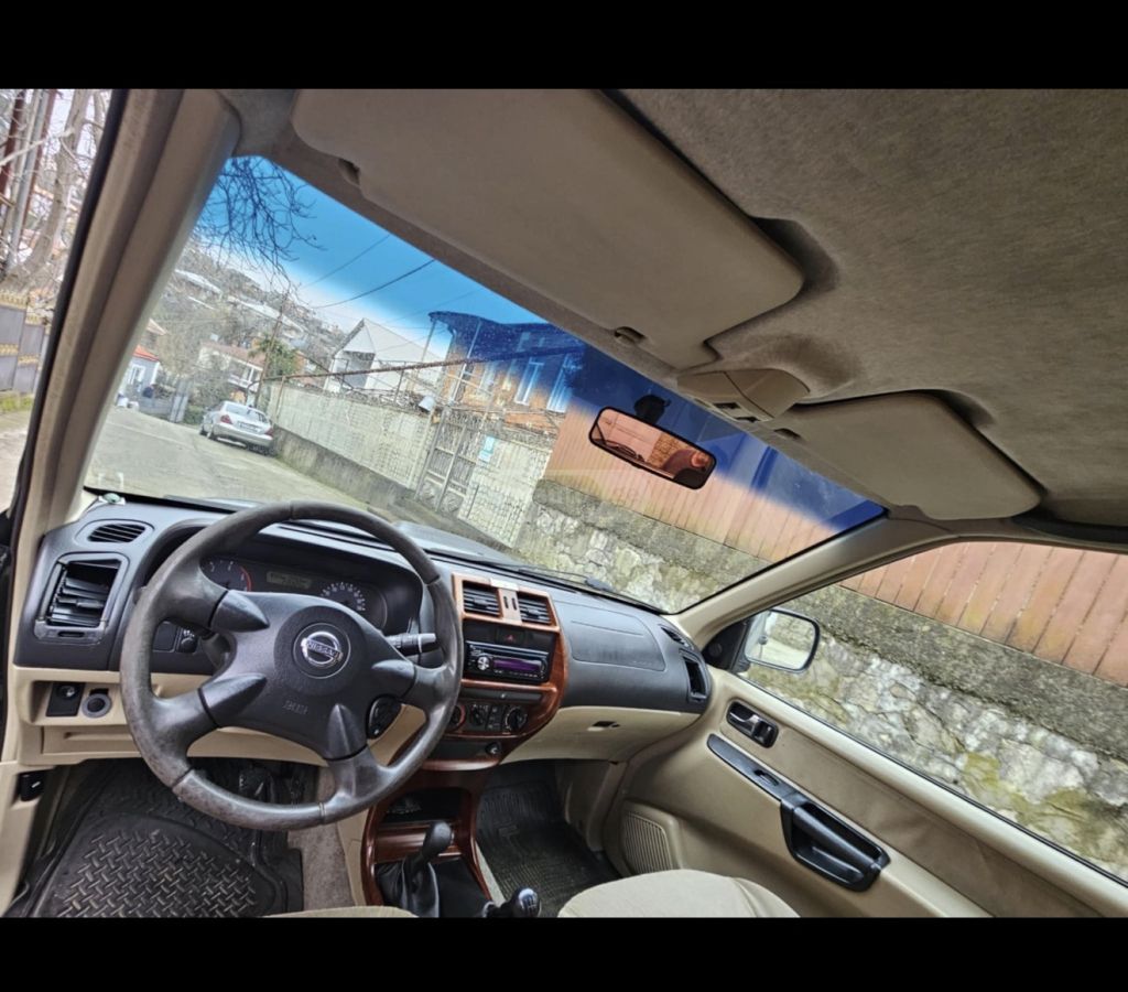 Nissan Terrano 2002 — photo 2