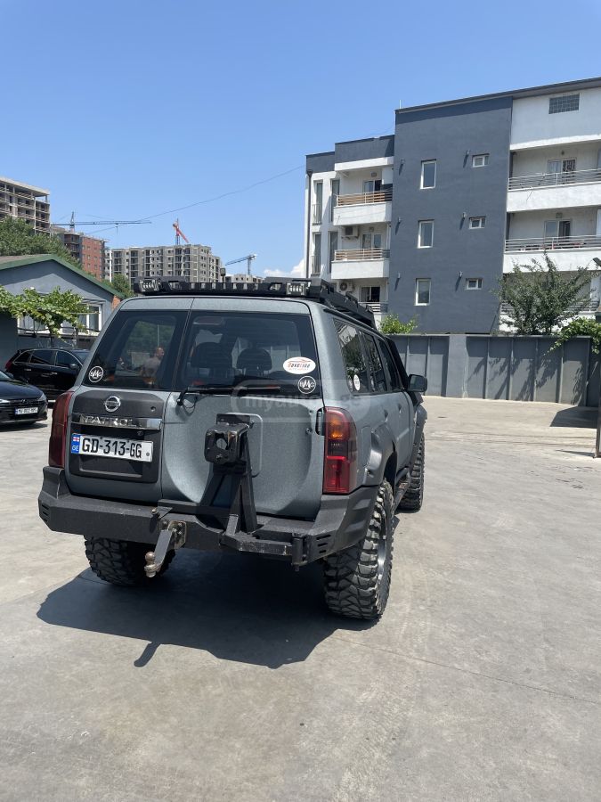 Nissan Patrol 2004 — photo 2