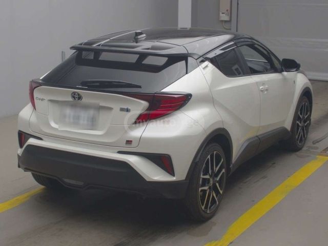 Toyota CHR 2020 — photo 2