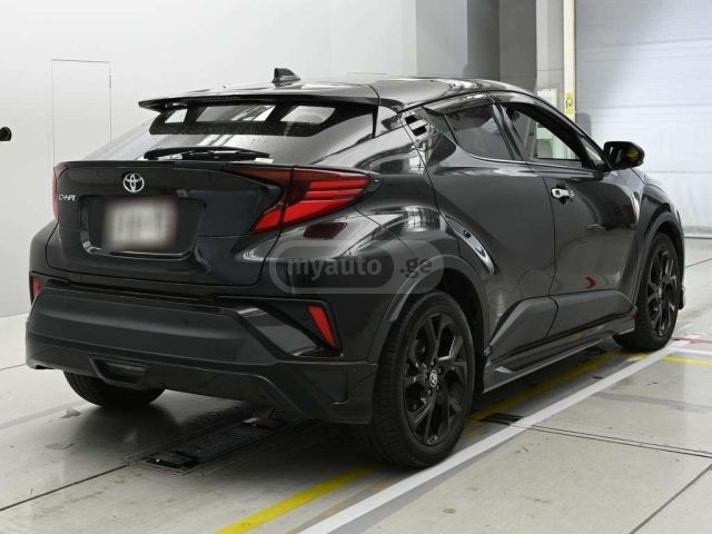 Toyota CHR 2020 — photo 2