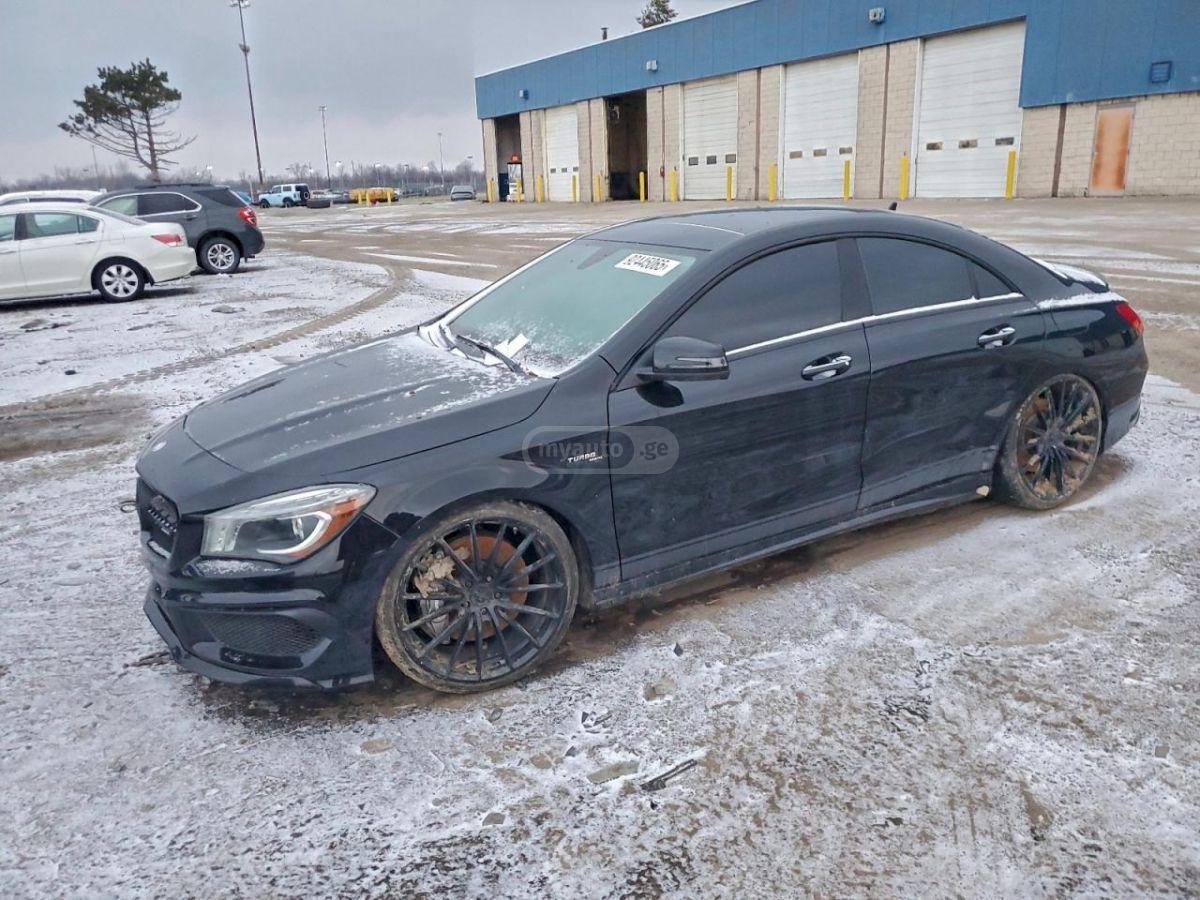 Mercedes-Benz CLA 45 AMG