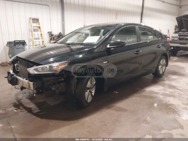 Hyundai Ioniq 2019 — photo 2