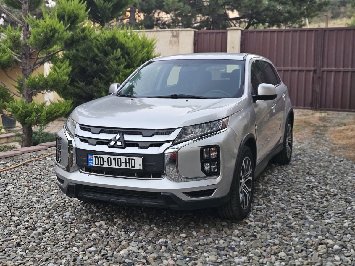 Mitsubishi Outlander Sport 2020 — photo 2