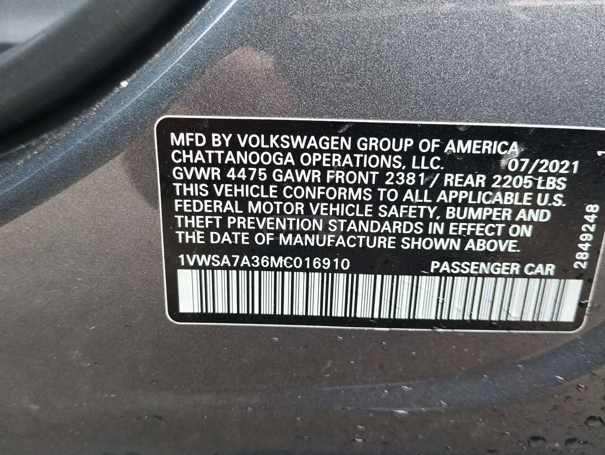 Volkswagen Passat 2021 — photo 2