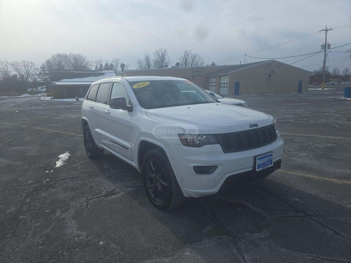 Jeep Grand Cherokee 2021 — photo 2