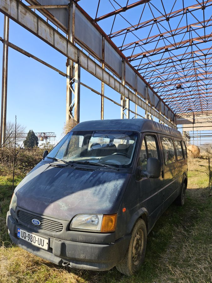 Ford Transit 1999 — photo 2