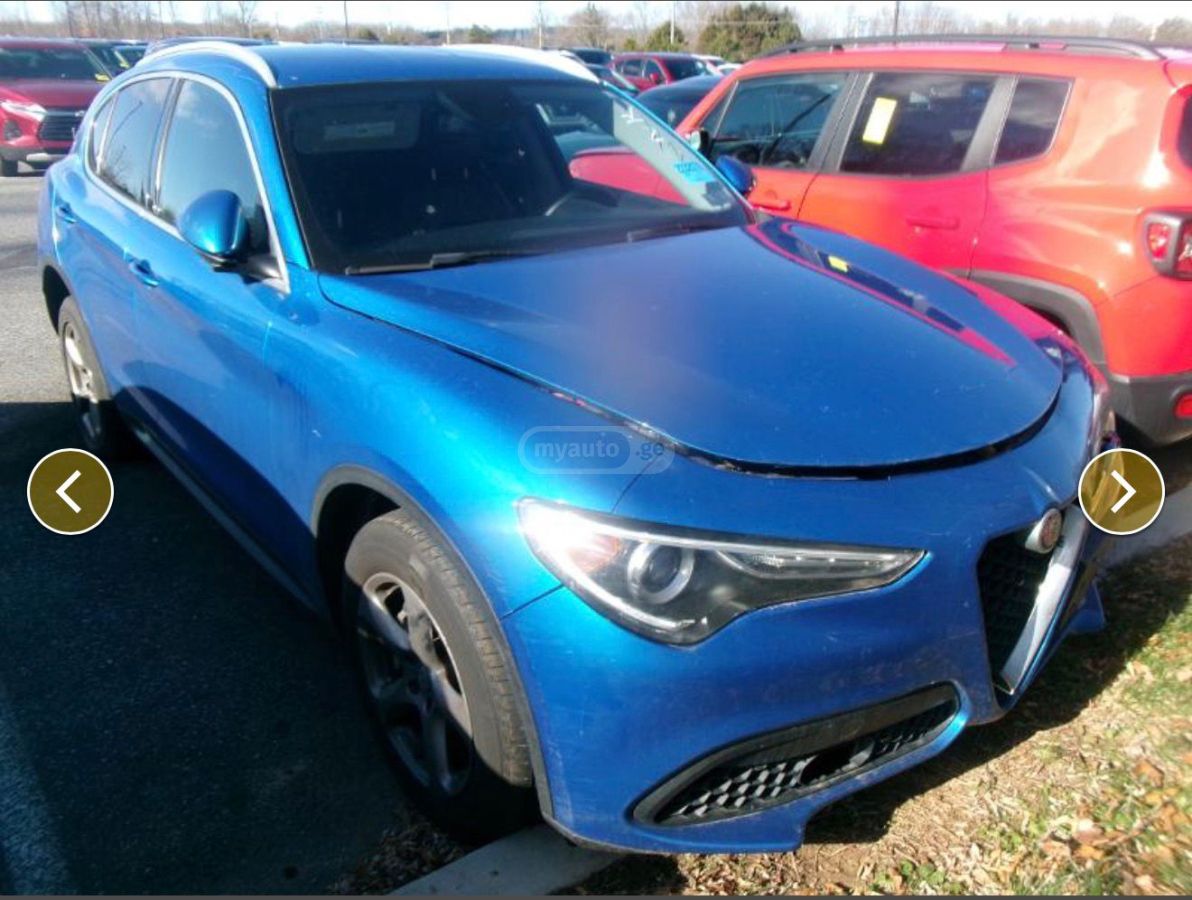 Alfa Romeo Stelvio 2018 — photo 2