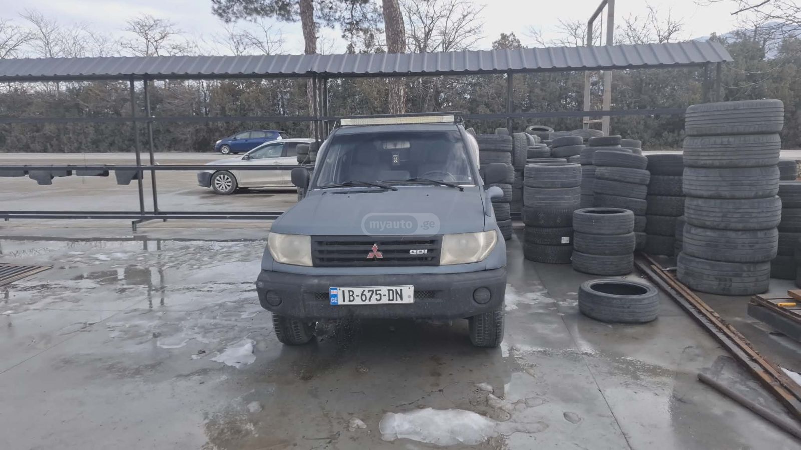 Mitsubishi Pajero IO