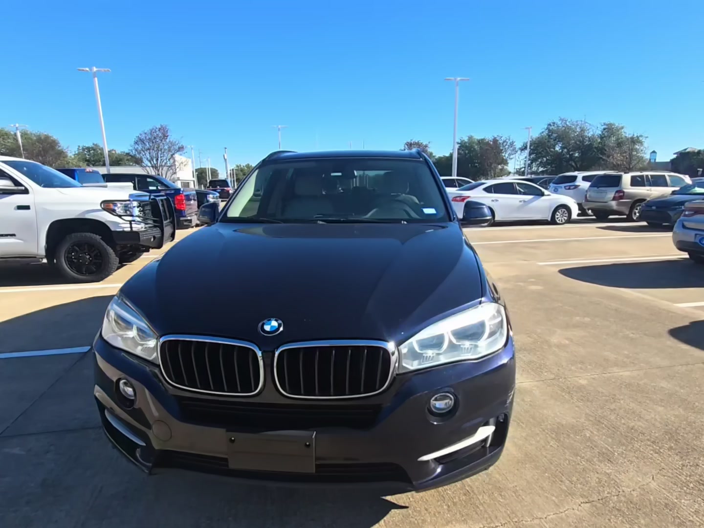 BMW X5 2016 — photo 2