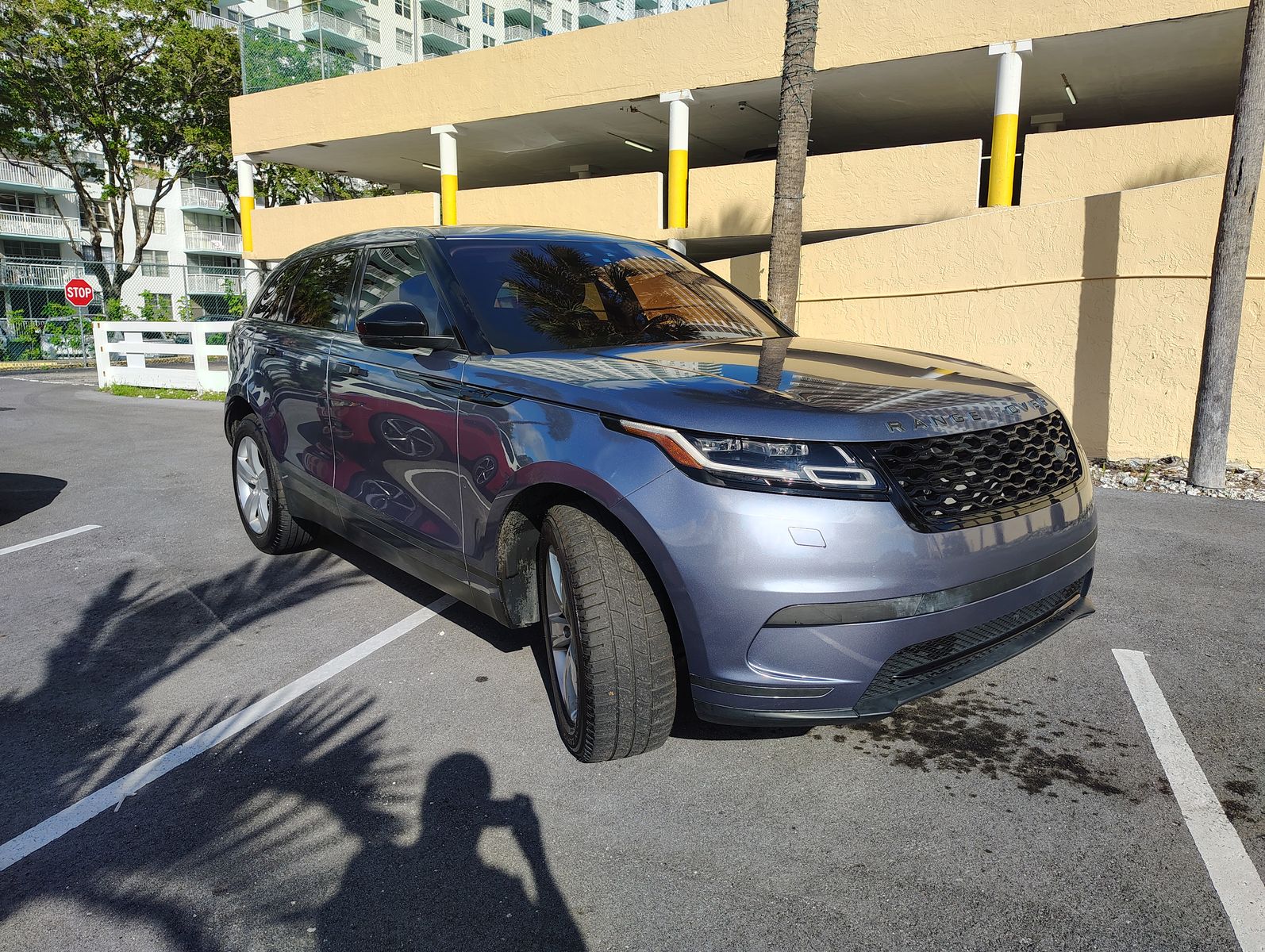 Land Rover Range Rover  Velar 2018 — photo 2