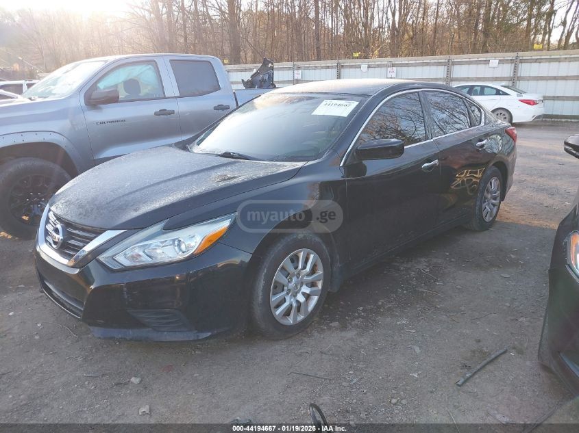 Nissan Altima 2016 — photo 2