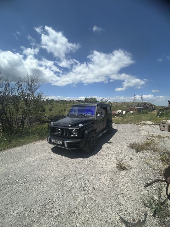 Mercedes-Benz G 63 AMG 2013 — photo 2