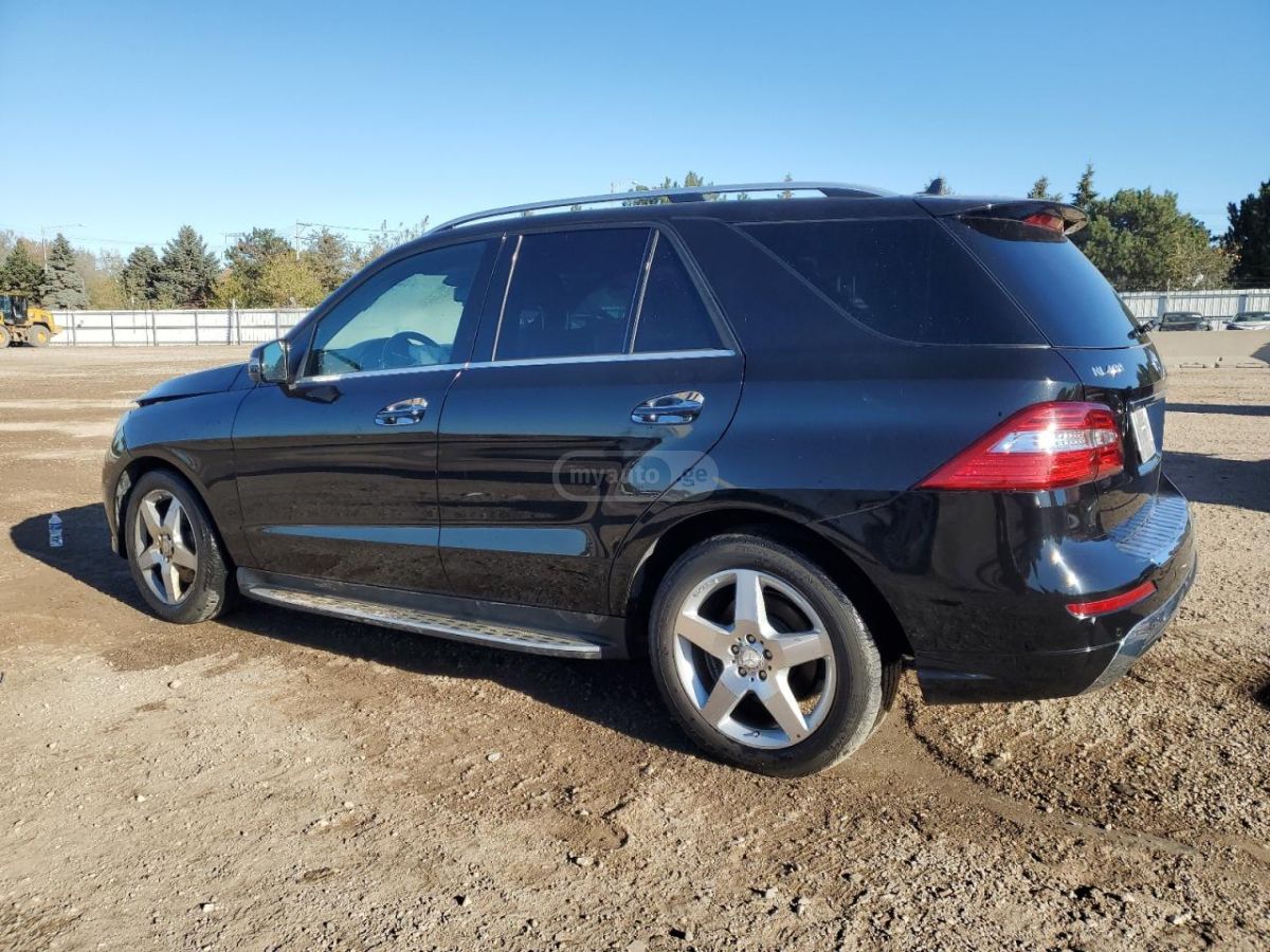 Mercedes-Benz ML 400 2015 — photo 2
