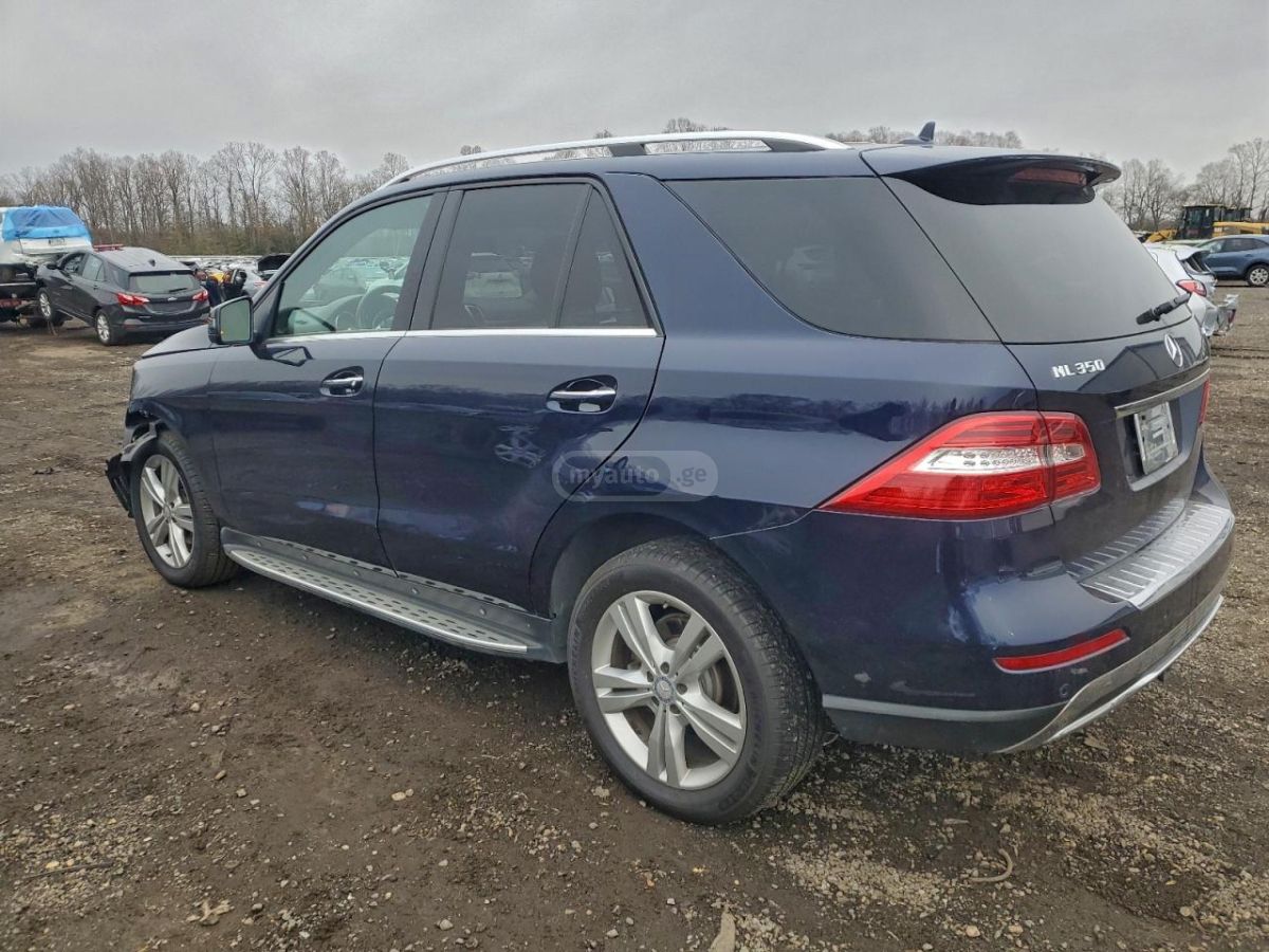 Mercedes-Benz ML 350 2014 — photo 2