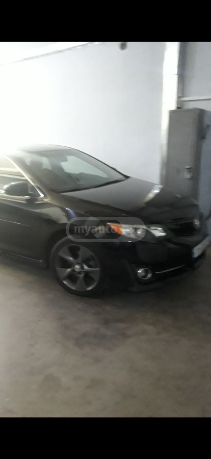 Toyota Camry 2012 — photo 2