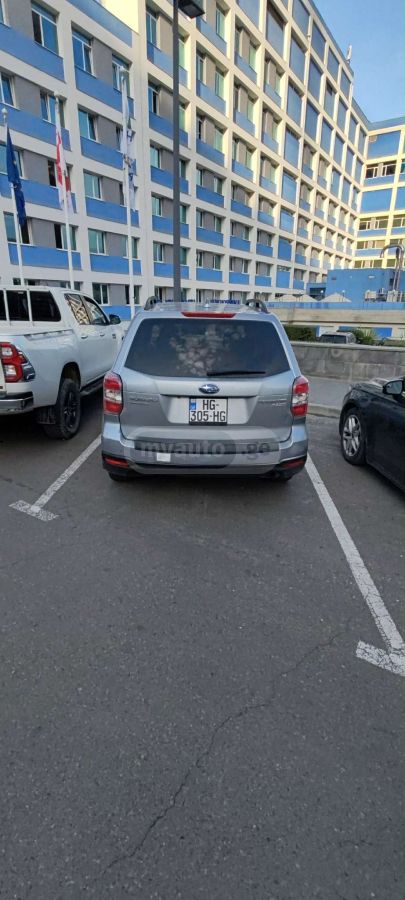 Subaru Forester 2015 — photo 2