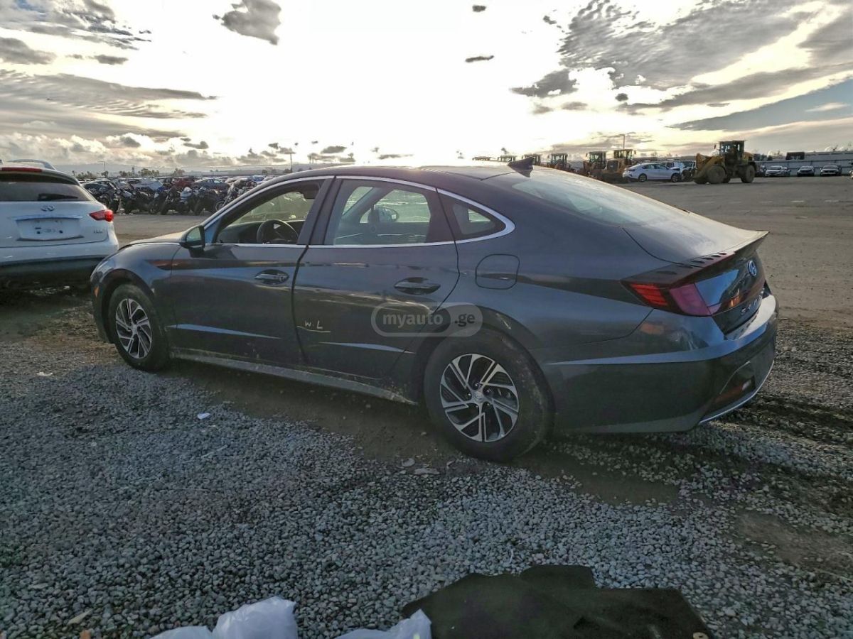 Hyundai Sonata 2023 — photo 2